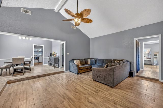 10905 E County Rd 107, Midland, TX 79706