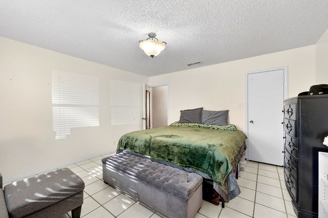 10905 E County Rd 107, Midland, TX 79706