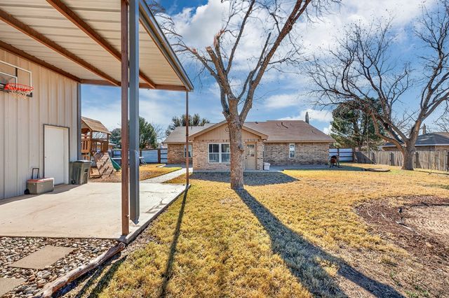 10905 E County Rd 107, Midland, TX 79706