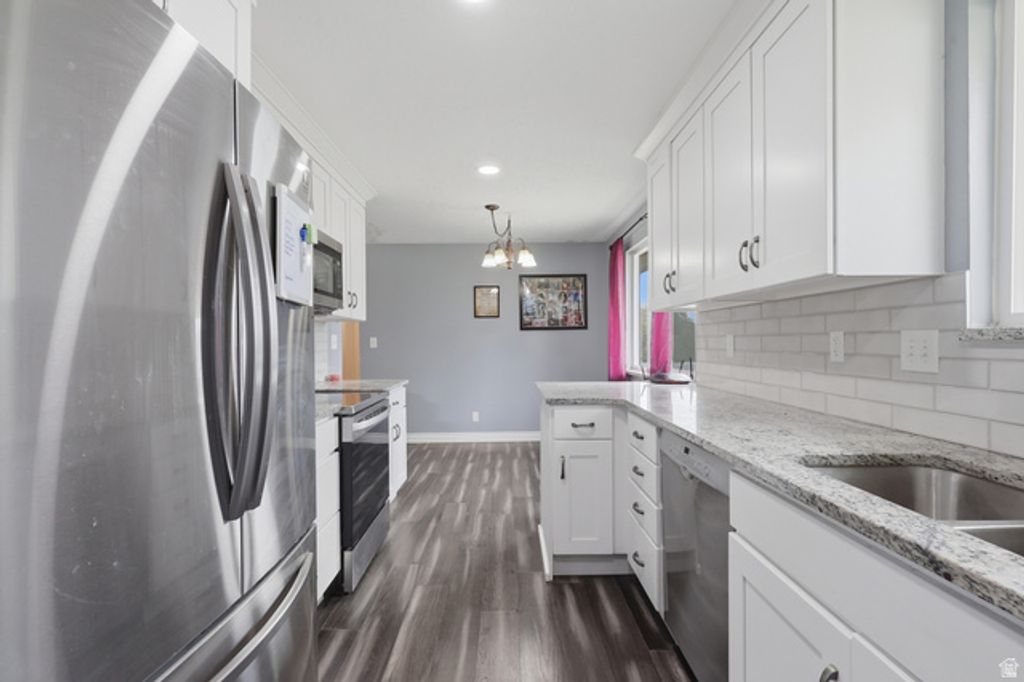 Image 6 of property listing at 1285 MOHICAN CIR, Pleasant Grove, UT 84062