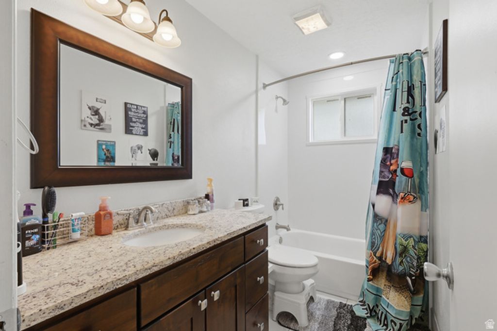 Image 7 of property listing at 1285 MOHICAN CIR, Pleasant Grove, UT 84062