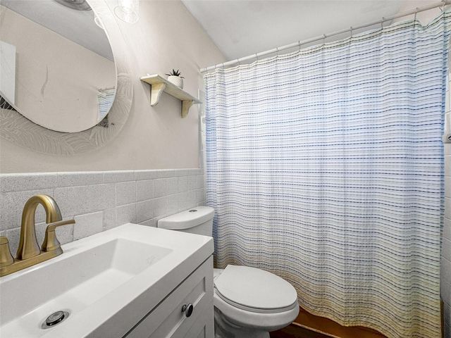 1218 LAZY LAKE ROAD E, Dunedin, FL 34698