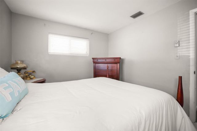 1218 LAZY LAKE ROAD E, Dunedin, FL 34698