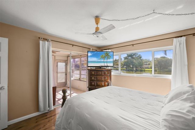 1218 LAZY LAKE ROAD E, Dunedin, FL 34698