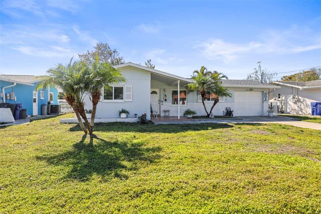 1218 LAZY LAKE ROAD E, Dunedin, FL 34698