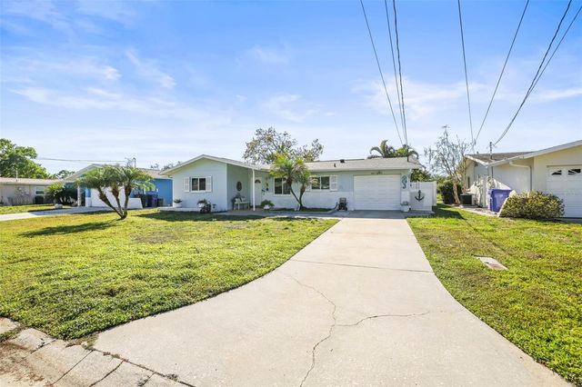 1218 LAZY LAKE ROAD E, Dunedin, FL 34698