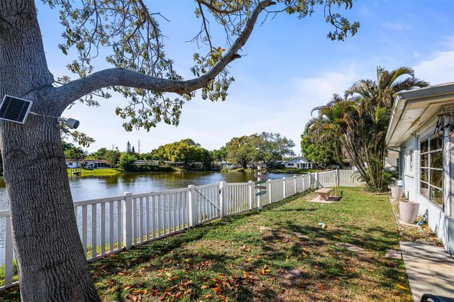 1218 LAZY LAKE ROAD E, Dunedin, FL 34698