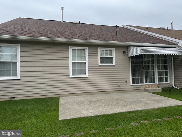 526 TRINIDAD BLVD, Williamstown, NJ 08094