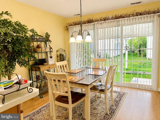 526 TRINIDAD BLVD, Williamstown, NJ 08094