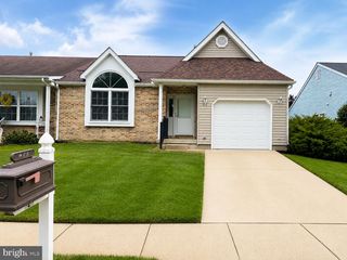 526 TRINIDAD BLVD, Williamstown, NJ 08094
