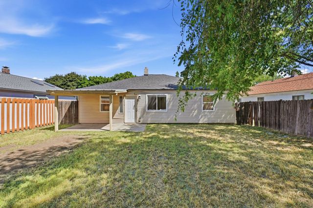 3014 E Ermina Ave, Spokane, WA 99207