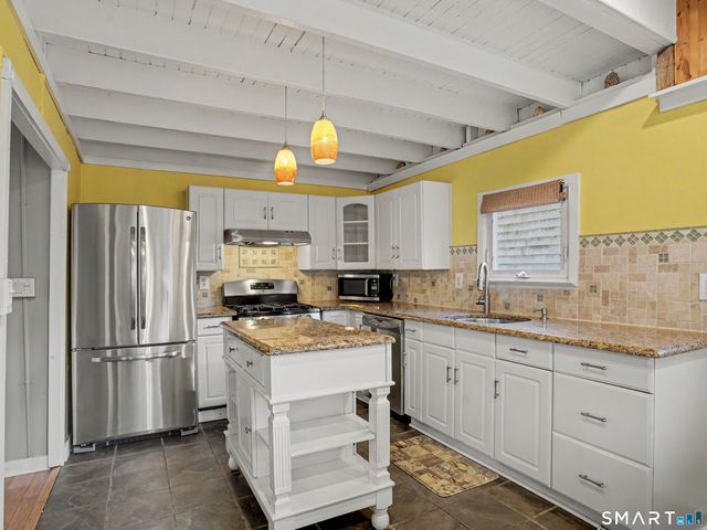 44 Wood Avenue, Milford, CT 06460