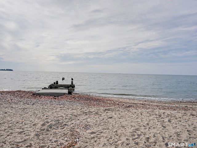 44 Wood Avenue, Milford, CT 06460