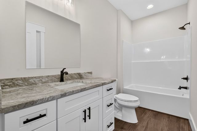 584 Brannon Nix Road, Young Harris, GA 30582