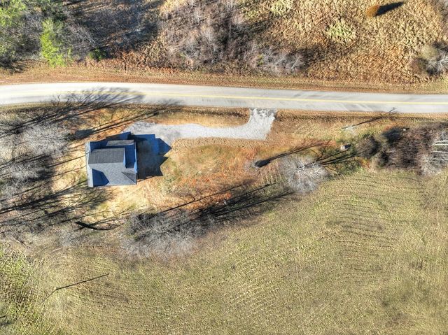 584 Brannon Nix Road, Young Harris, GA 30582