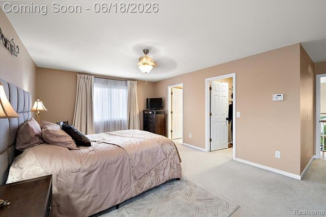 1043 River Mist Drive, Rochester, MI 48307