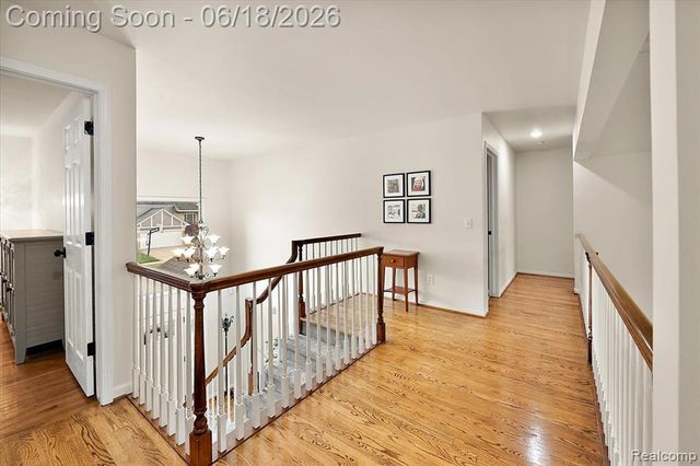 1043 River Mist Drive, Rochester, MI 48307
