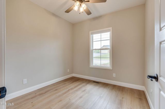 225 Old Stage Road, Johnson City, TN 37615