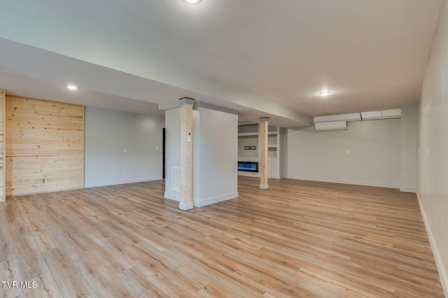 225 Old Stage Road, Johnson City, TN 37615