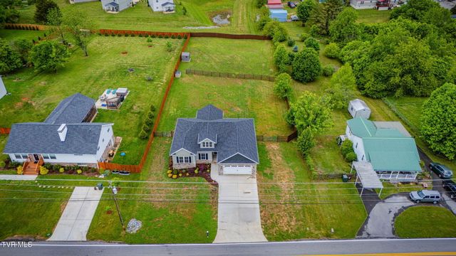 225 Old Stage Road, Johnson City, TN 37615