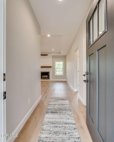 225 Old Stage Road, Johnson City, TN 37615