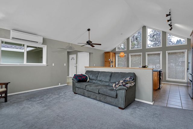 401 Mountain View Street, Weaverville, CA 96093