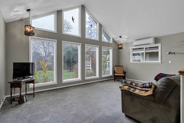 401 Mountain View Street, Weaverville, CA 96093