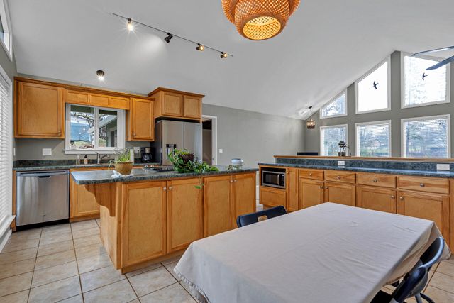 401 Mountain View Street, Weaverville, CA 96093