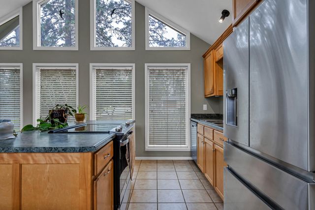 401 Mountain View Street, Weaverville, CA 96093