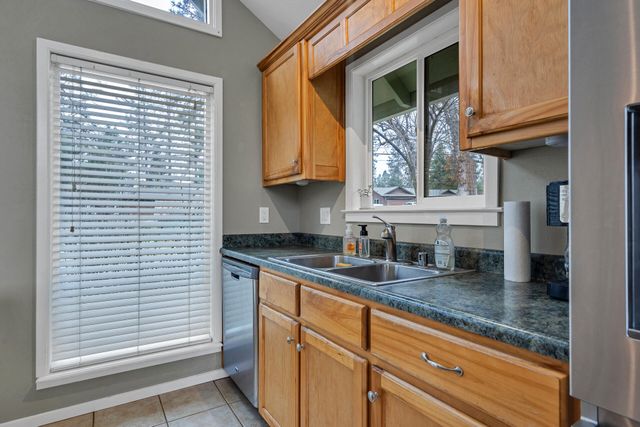 401 Mountain View Street, Weaverville, CA 96093