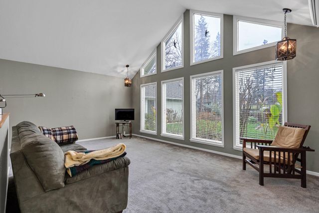 401 Mountain View Street, Weaverville, CA 96093