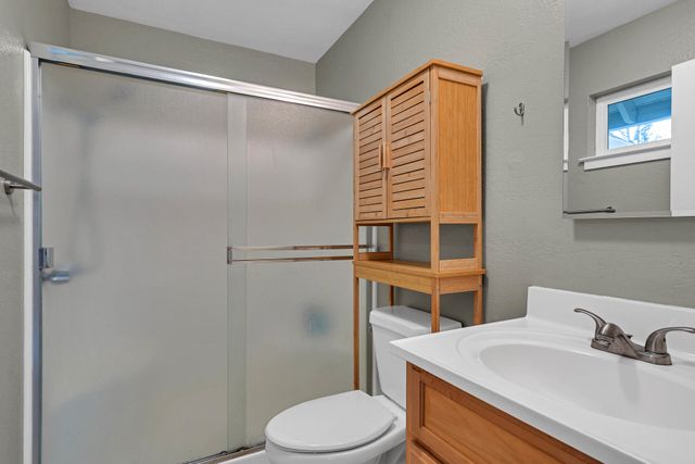 401 Mountain View Street, Weaverville, CA 96093