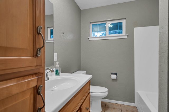 401 Mountain View Street, Weaverville, CA 96093