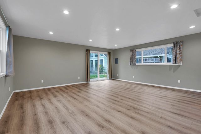 401 Mountain View Street, Weaverville, CA 96093