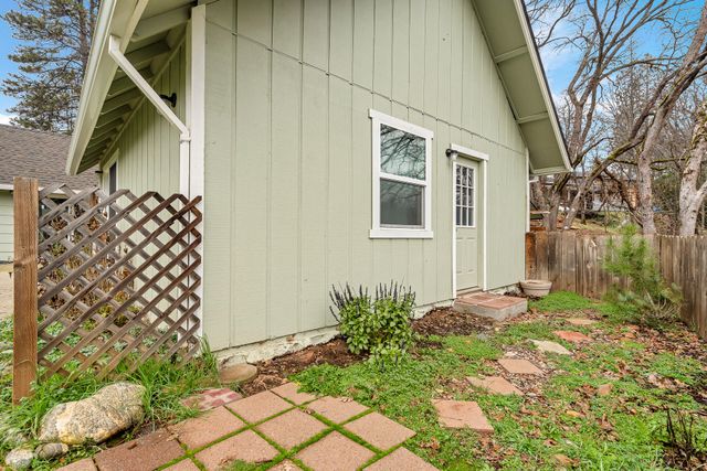 401 Mountain View Street, Weaverville, CA 96093