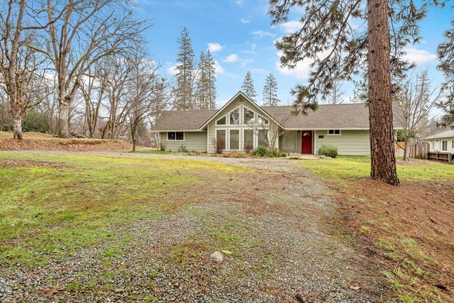 401 Mountain View Street, Weaverville, CA 96093