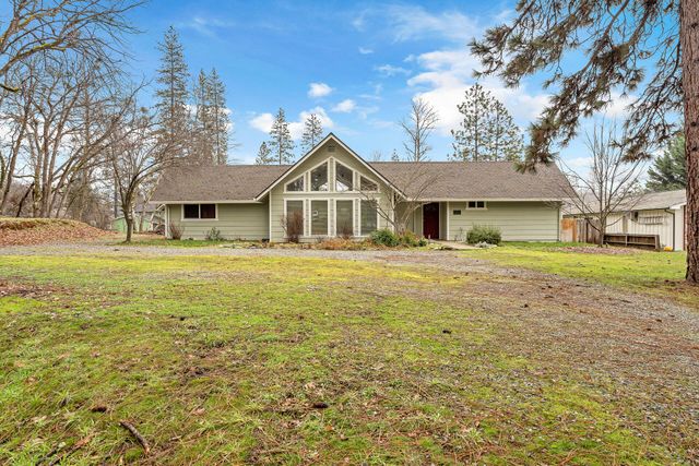 401 Mountain View Street, Weaverville, CA 96093