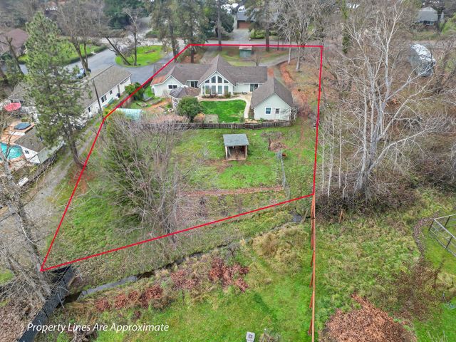 401 Mountain View Street, Weaverville, CA 96093