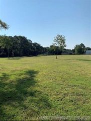 3 Pear Street, Kingston, OK 73439