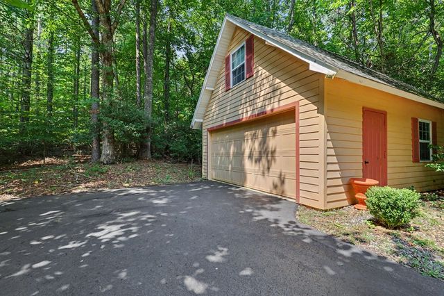 2360 Robin Hood Trail, Hiawassee, GA 30546