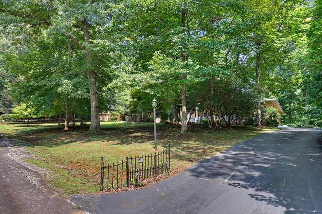 2360 Robin Hood Trail, Hiawassee, GA 30546