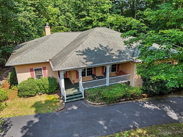 2360 Robin Hood Trail, Hiawassee, GA 30546