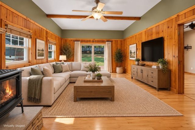 75 Gardner Ave, Attleboro, MA 02703