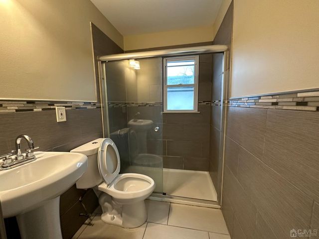 145 Main Street 2, Metuchen, NJ 08840