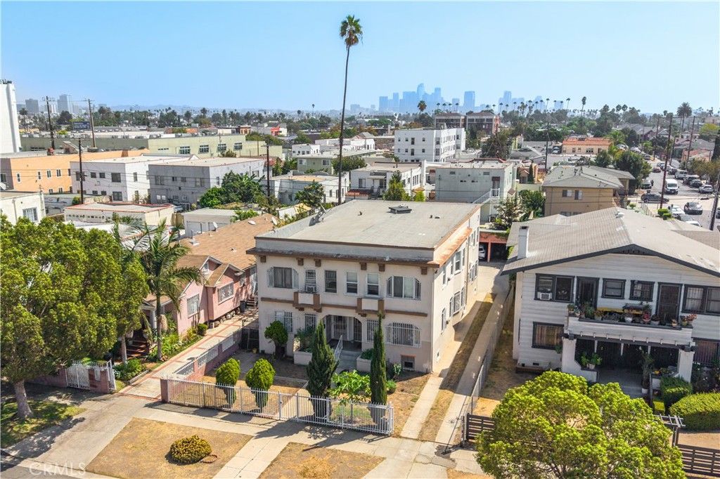 2022 4th Avenue, Los Angeles, CA 90018 — photo 2