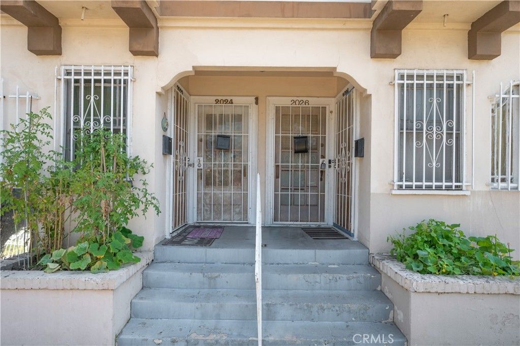 2022 4th Avenue, Los Angeles, CA 90018 — photo 5