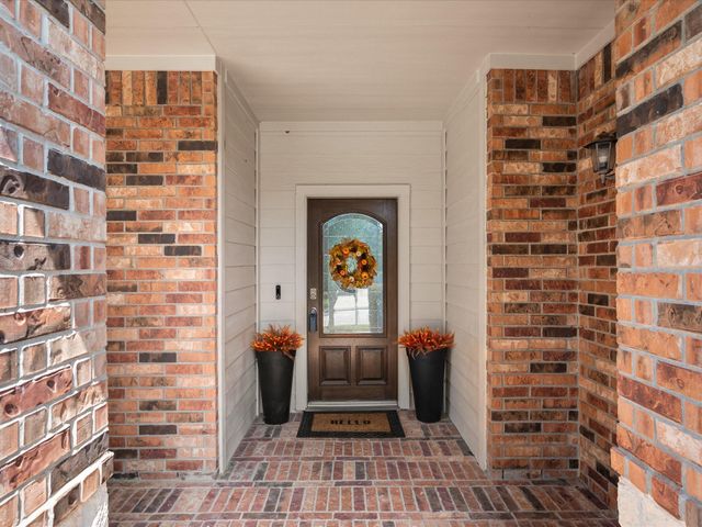 1726 Park Oak Drive, Conroe, TX 77304