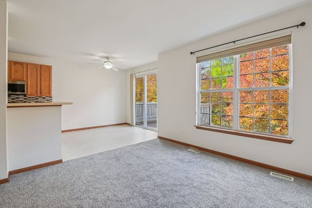 354 Vaughn Circle, Aurora, IL 60502