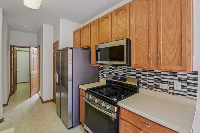 354 Vaughn Circle, Aurora, IL 60502