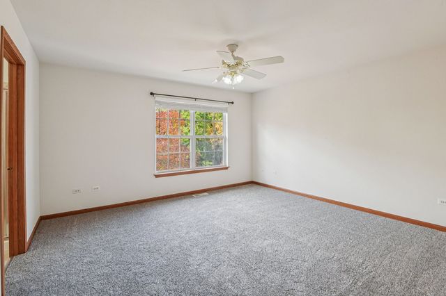 354 Vaughn Circle, Aurora, IL 60502